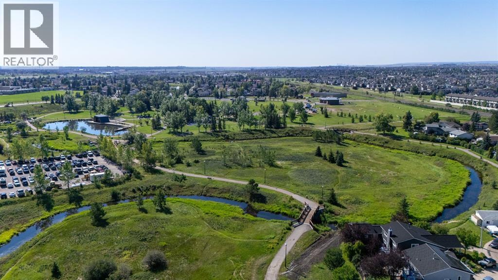 Photo 21 of 32 Rideau Close Sw, Airdrie AB
