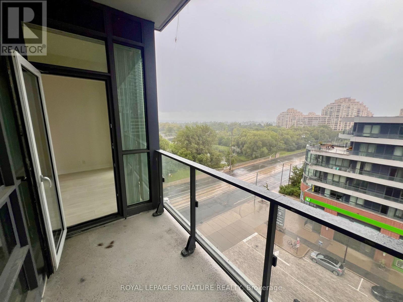 Photo 16 of 802 2200 Lakeshore Boulevard W, Toronto ON