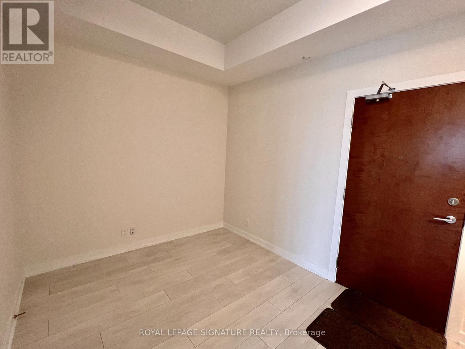 Photo 9 of 802 2200 Lakeshore Boulevard W, Toronto ON