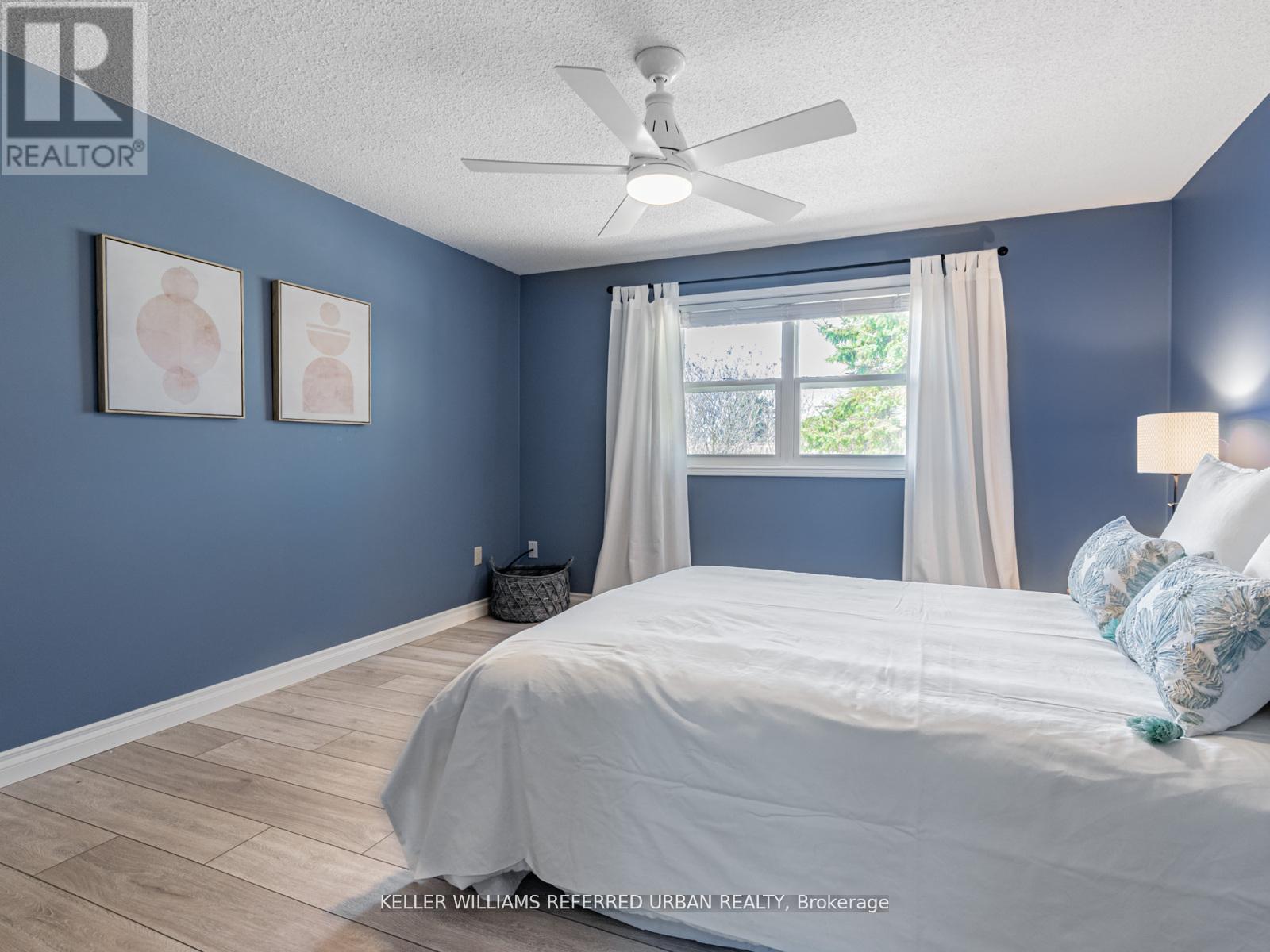 Photo 1 of 114 Tecumseth Pines Drive, New Tecumseth ON