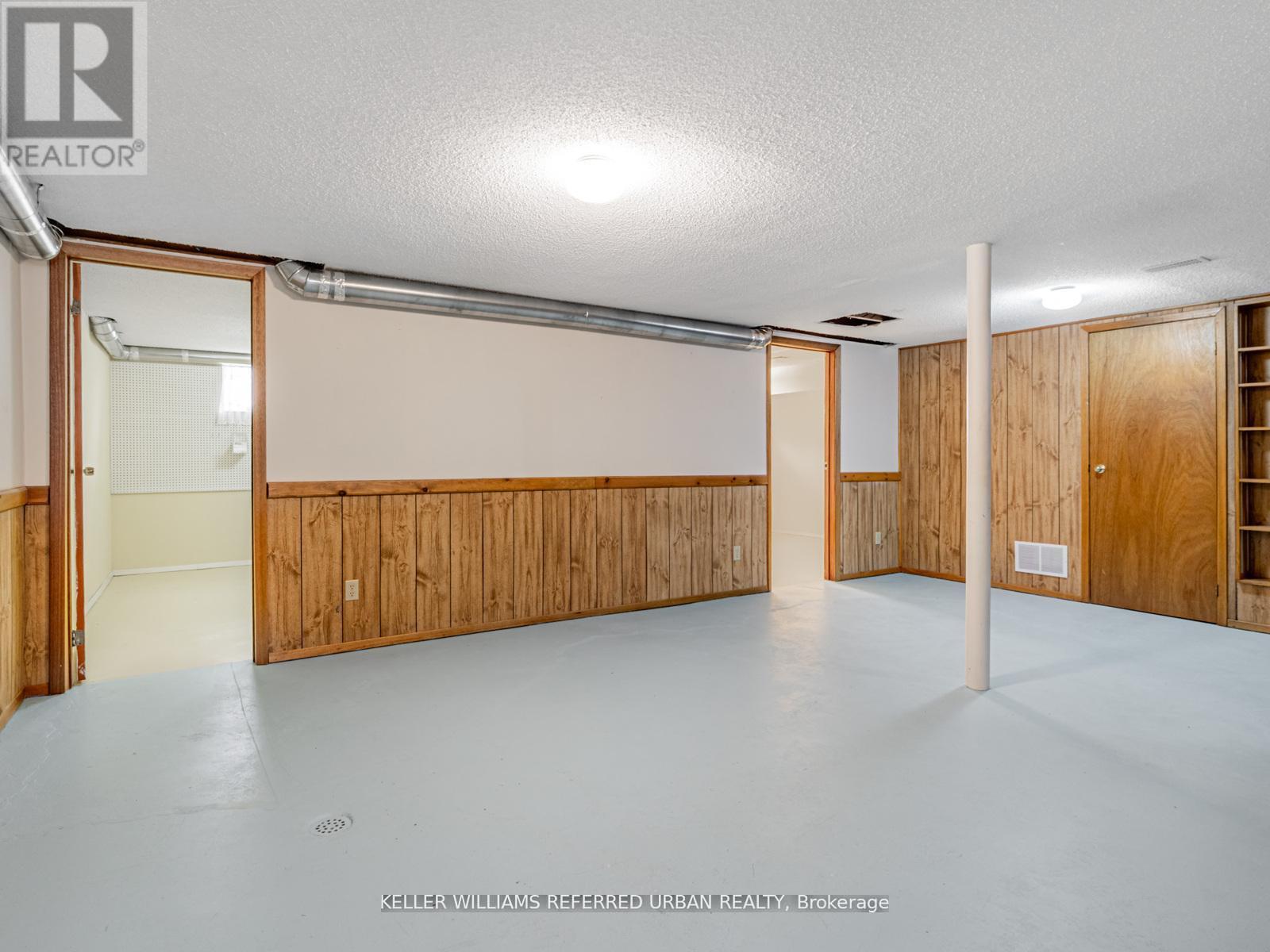 Photo 19 of 114 Tecumseth Pines Drive, New Tecumseth ON