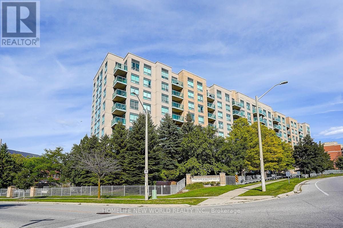 Photo 2 of 623 3 Ellesmere Street, Richmond Hill ON