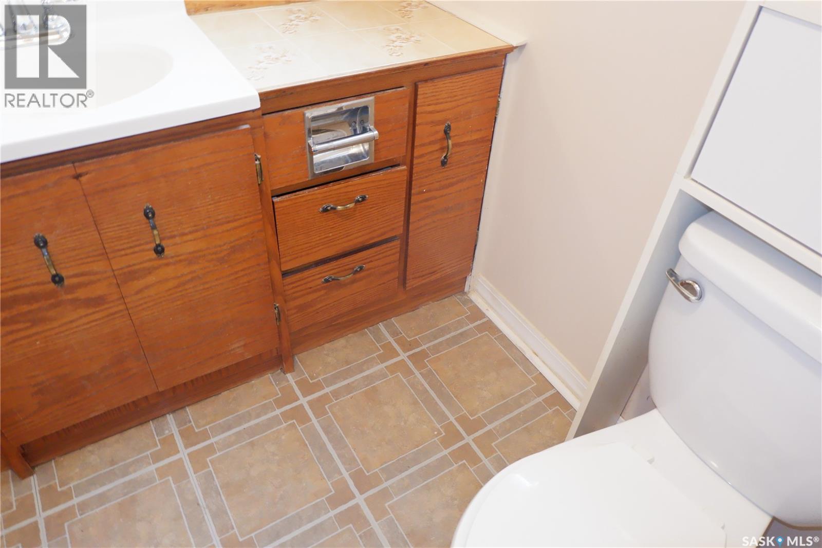 113 2nd AVENUE W — photo 21