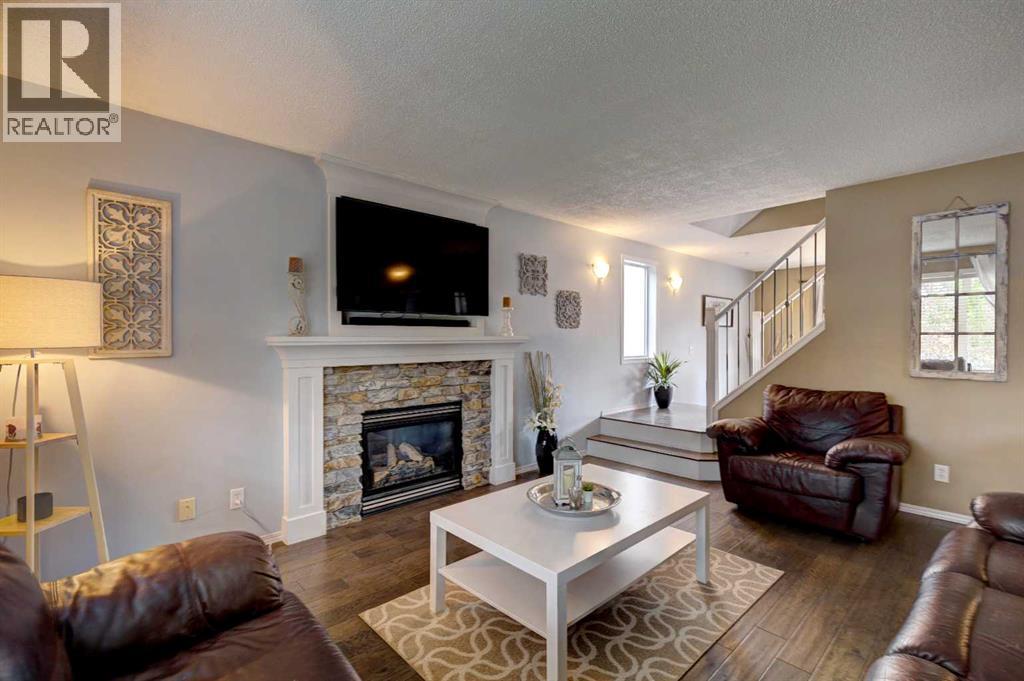 Photo 21 of 206 Copperfield Mews Se, Calgary AB