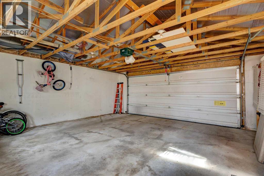 Photo 11 of 206 Copperfield Mews Se, Calgary AB
