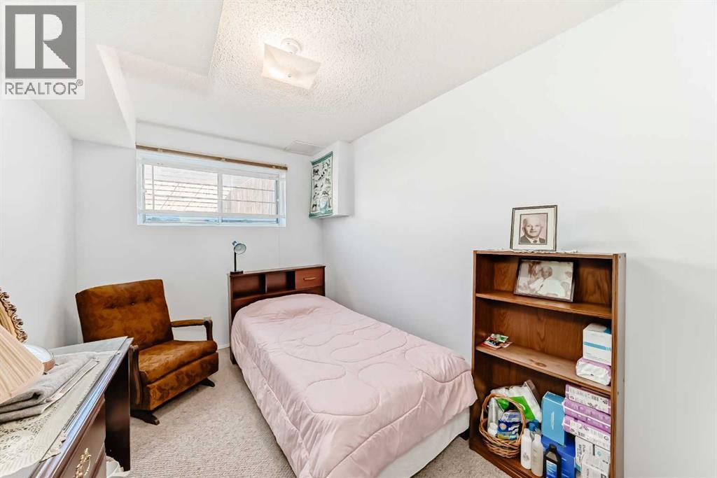 Photo 25 of 4808 19 Avenue Nw, Calgary AB