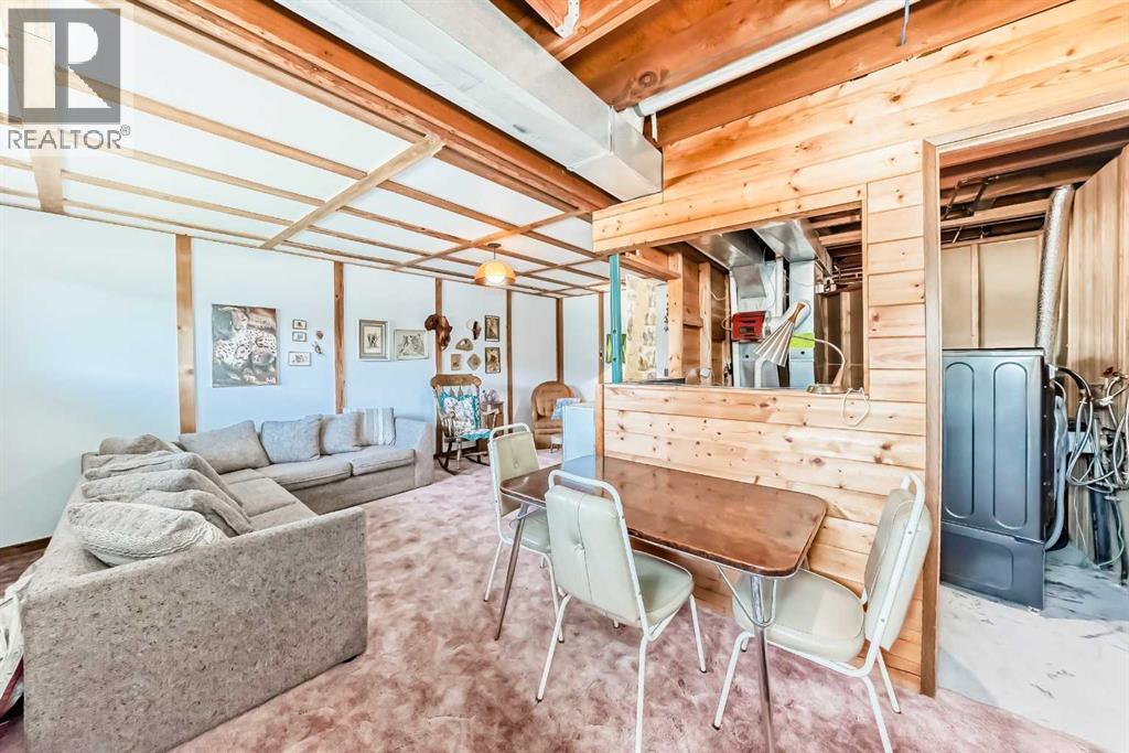 Photo 21 of 4808 19 Avenue Nw, Calgary AB