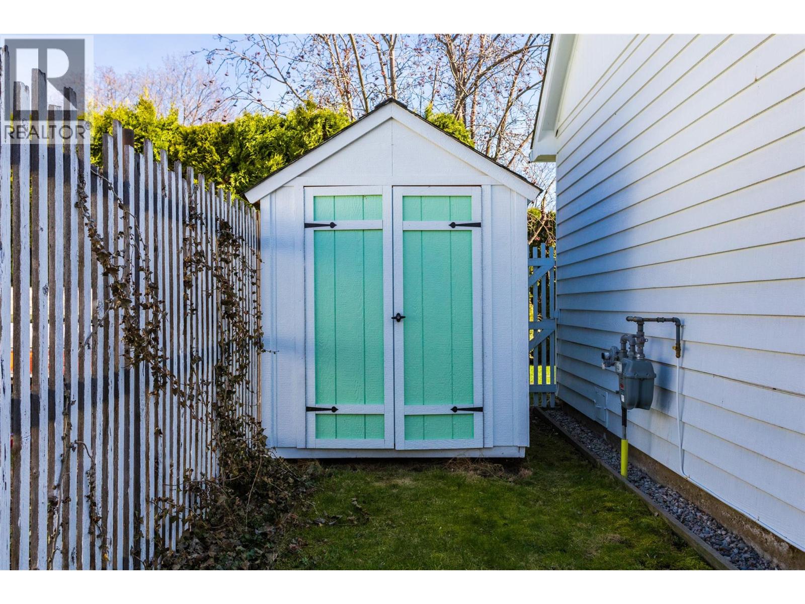 Photo 33 of 2422 Richter Street, Kelowna BC
