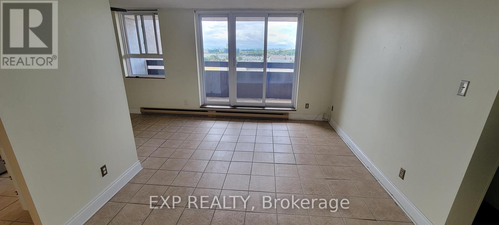 Photo 24 of 1214 2000 Jasmine Crescent, Ottawa ON