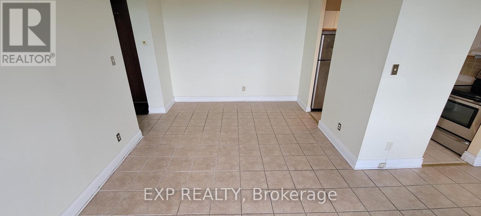 Photo 12 of 1214 2000 Jasmine Crescent, Ottawa ON