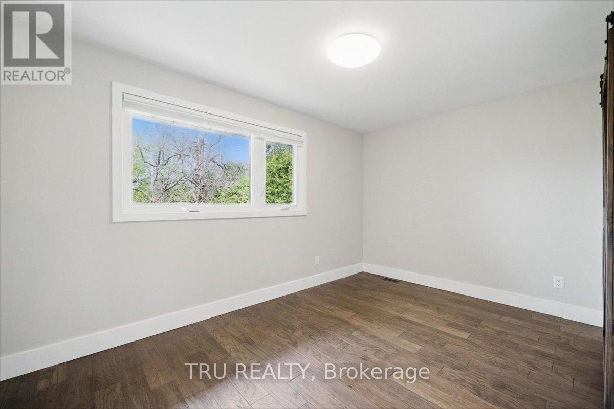 Photo 28 of 2114 Balharrie Avenue, Ottawa ON