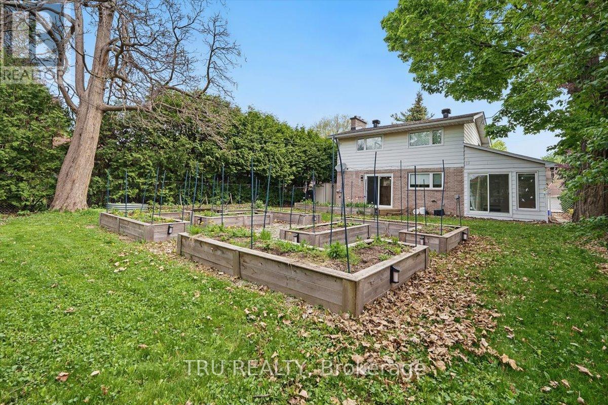Photo 13 of 2114 Balharrie Avenue, Ottawa ON