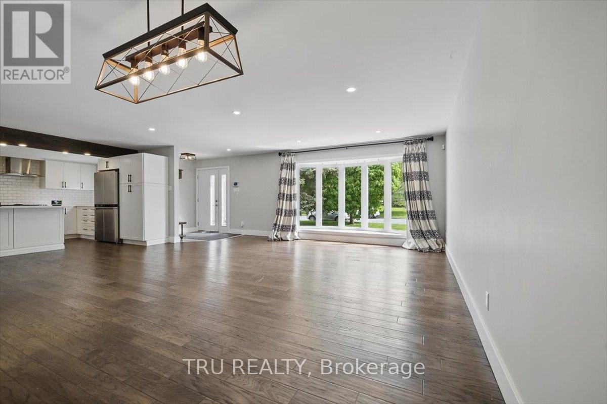 Living / Dining Room