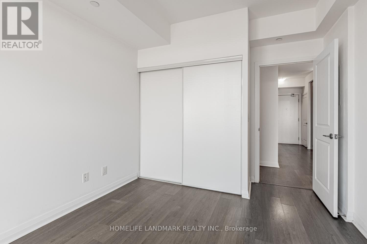Photo 29 of 1606 55 Oneida Crescent, Richmond Hill ON