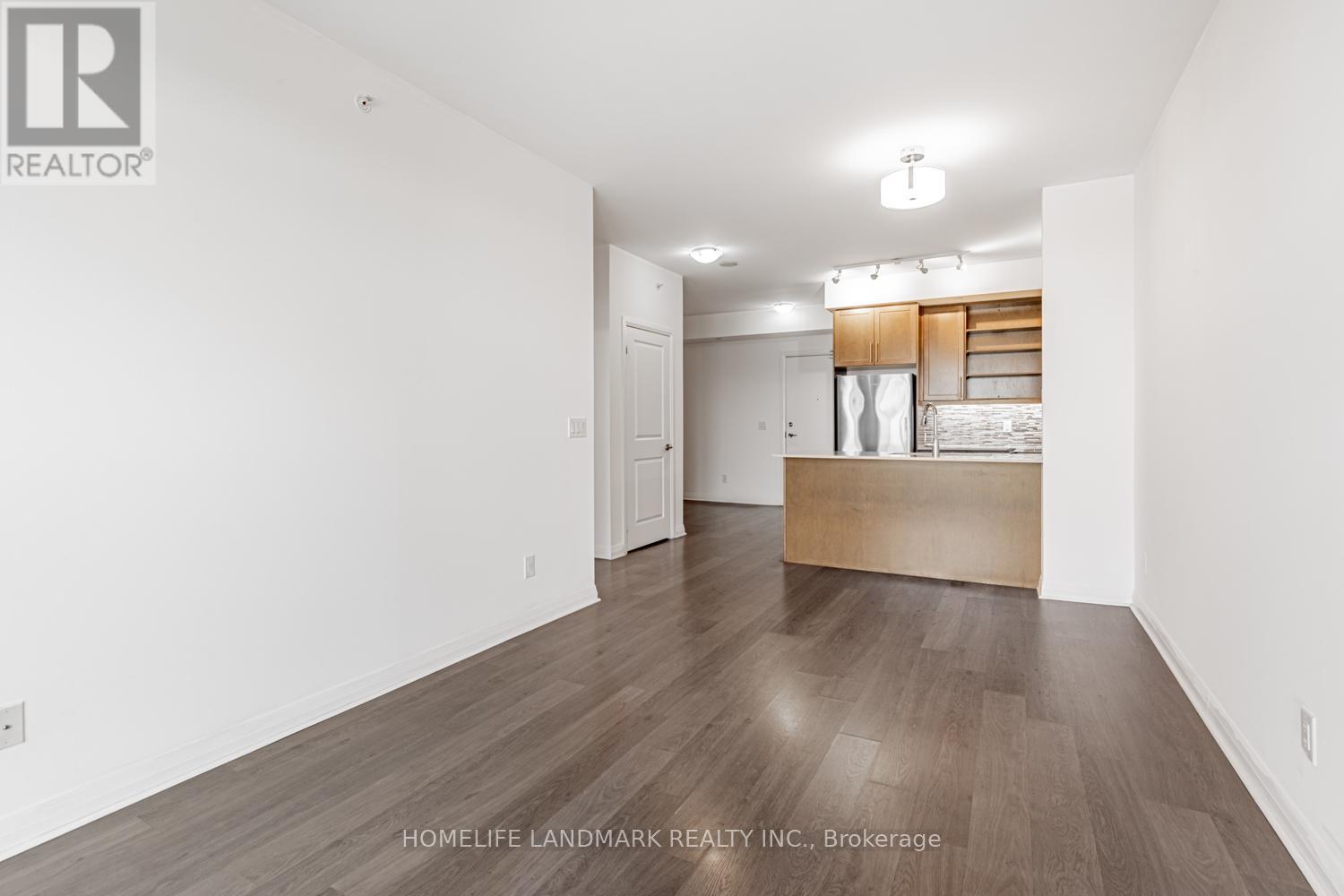 Photo 24 of 1606 55 Oneida Crescent, Richmond Hill ON