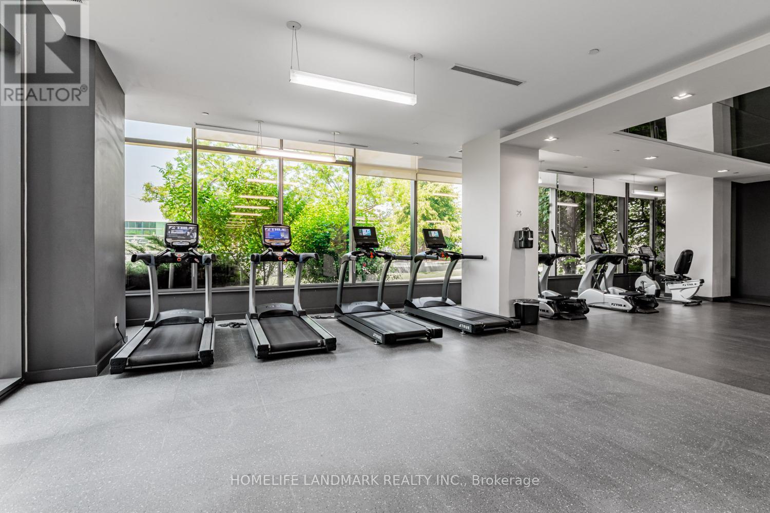 Photo 27 of 1606 55 Oneida Crescent, Richmond Hill ON