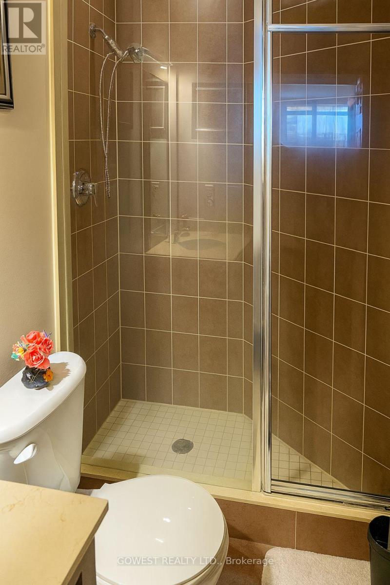 Photo 15 of 909 2379 Central Park Drive, Oakville ON
