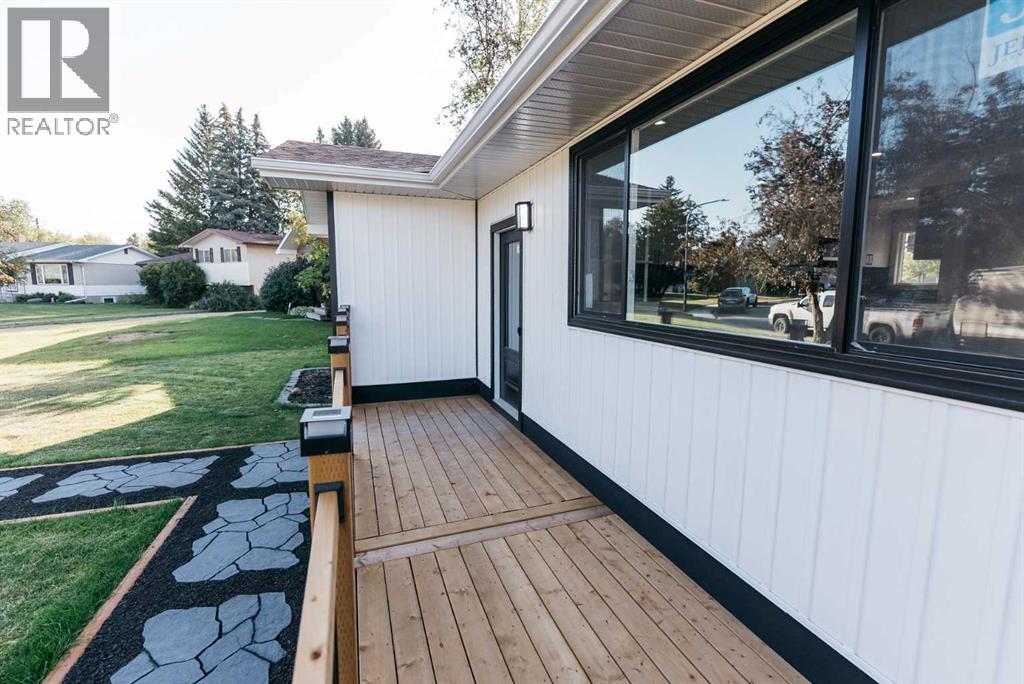 Photo 39 of 4109 33 St, Red Deer AB