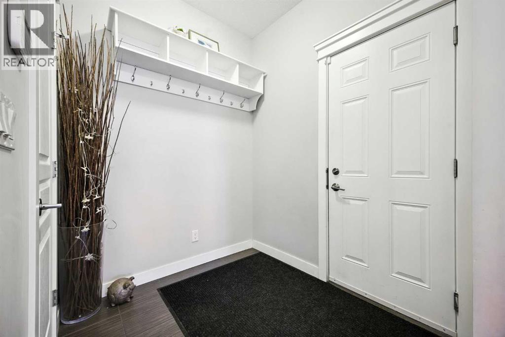 Photo 5 of 243 Evansfield Way Nw, Calgary AB