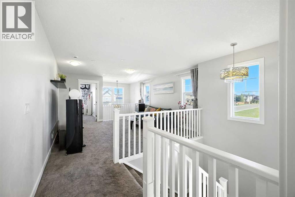 Photo 43 of 243 Evansfield Way Nw, Calgary AB
