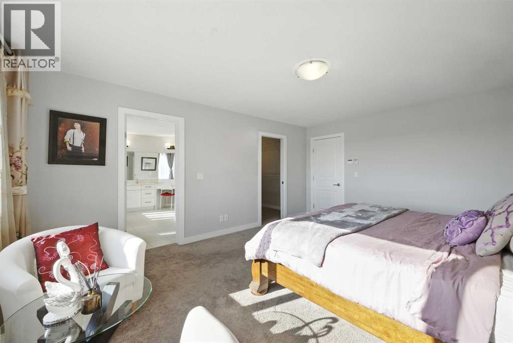 Photo 8 of 243 Evansfield Way Nw, Calgary AB