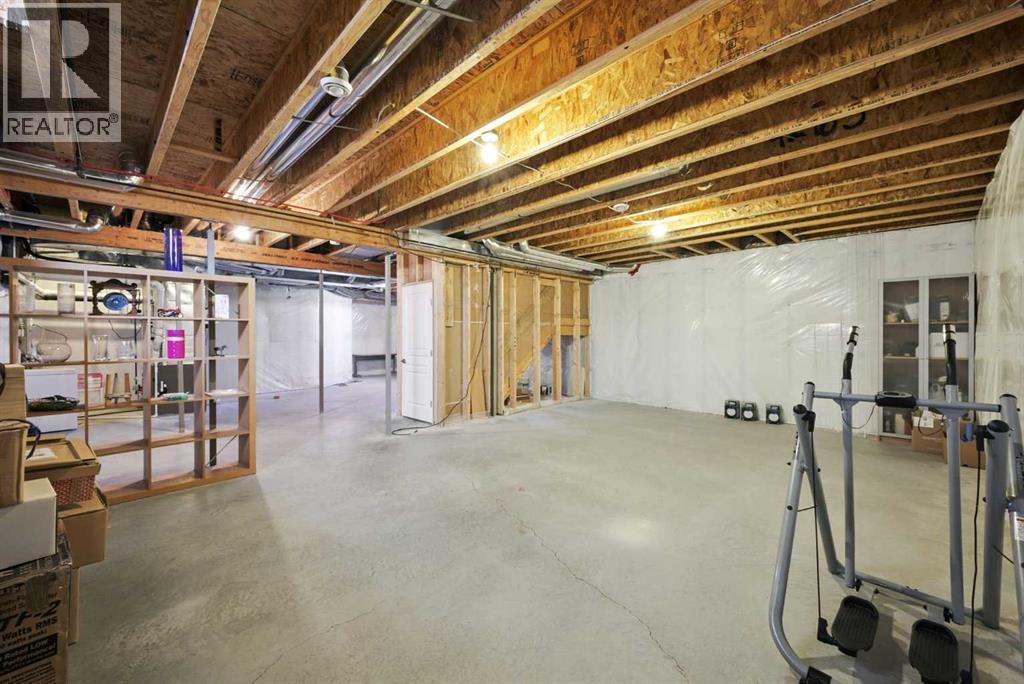 Photo 2 of 243 Evansfield Way Nw, Calgary AB
