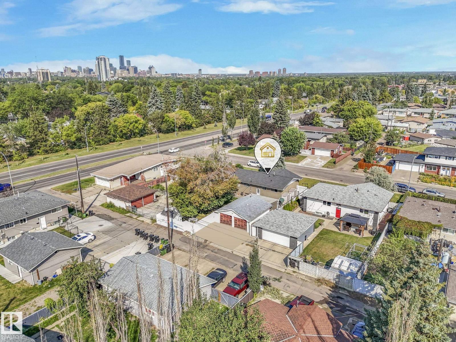 Photo 9 of 7415 84 Av Nw, Edmonton AB