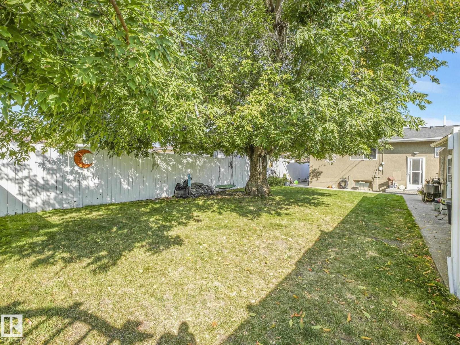 Photo 22 of 7415 84 Av Nw, Edmonton AB