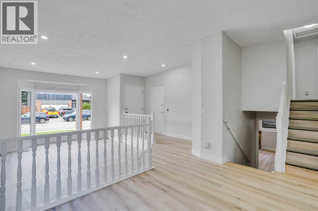 Single Family House 4 Level for Sale in  Castlefall Grove NE Castleridge Calgary 