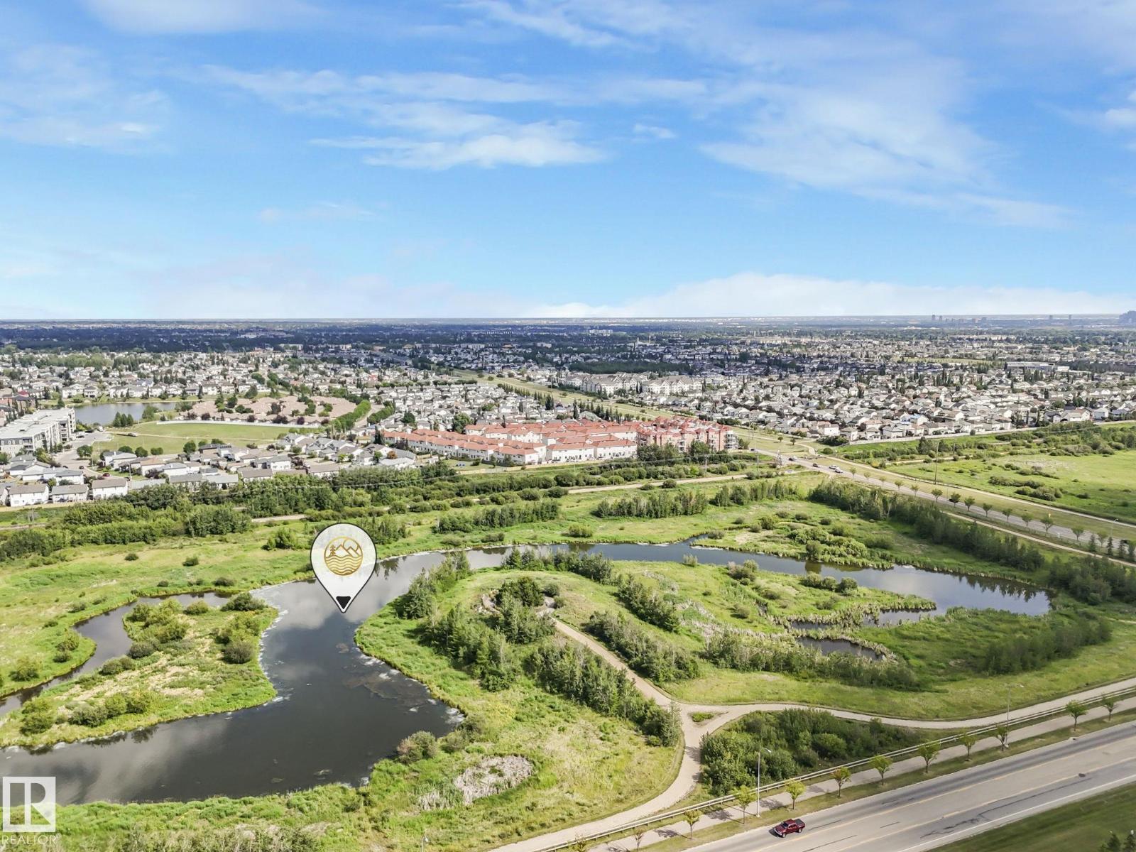 Photo 4 of 94 13825 155 Av Nw, Edmonton AB
