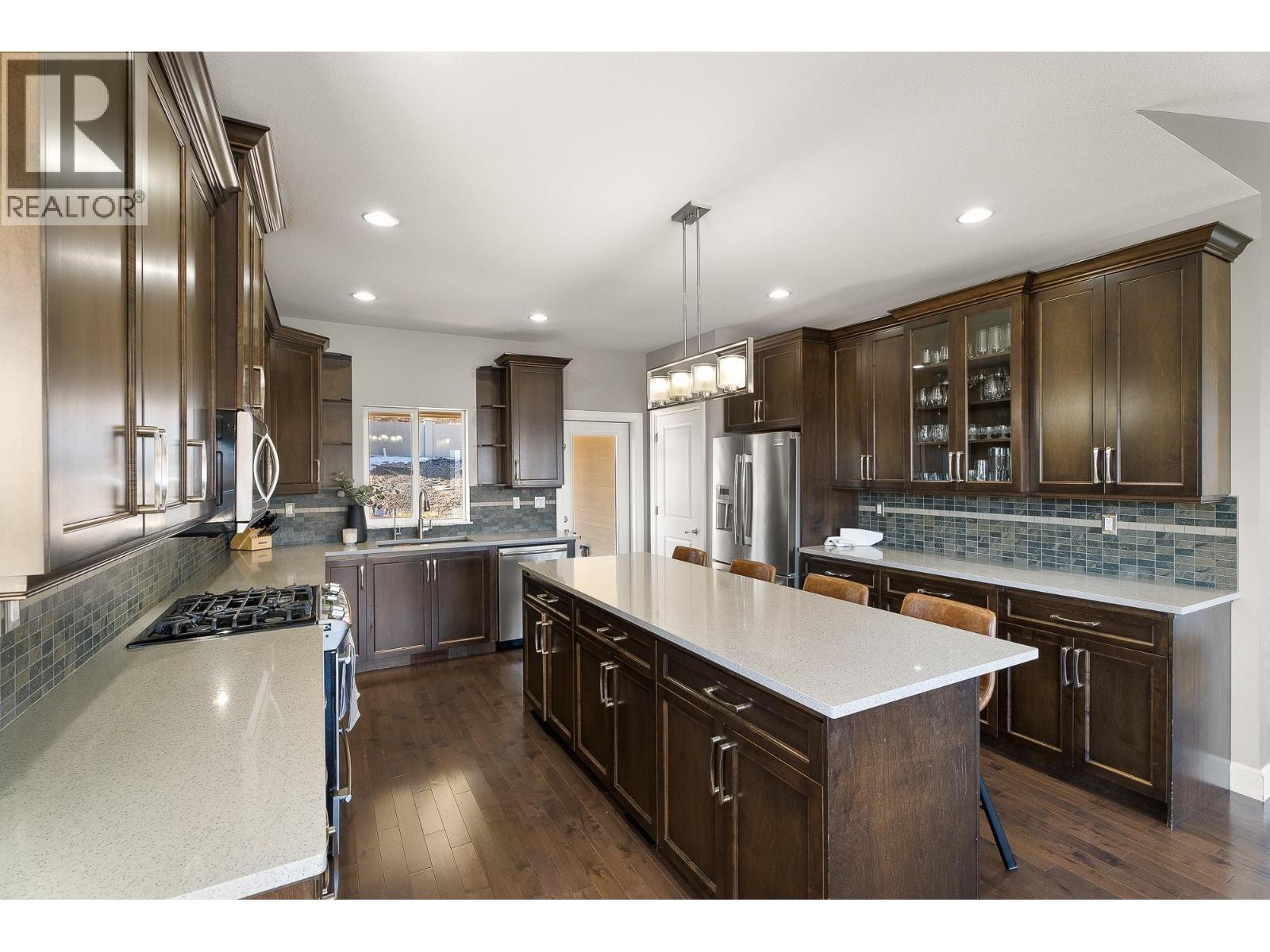 Photo 9 of 1425 Dunbar Drive, Kamloops BC