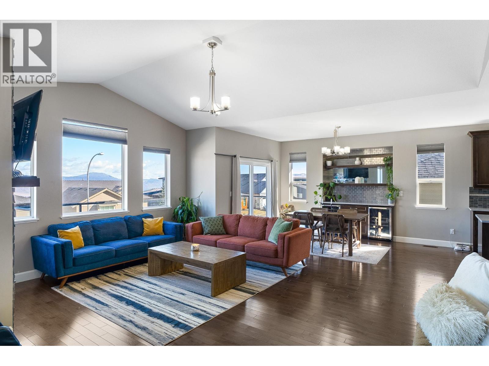 Photo 14 of 1425 Dunbar Drive, Kamloops BC