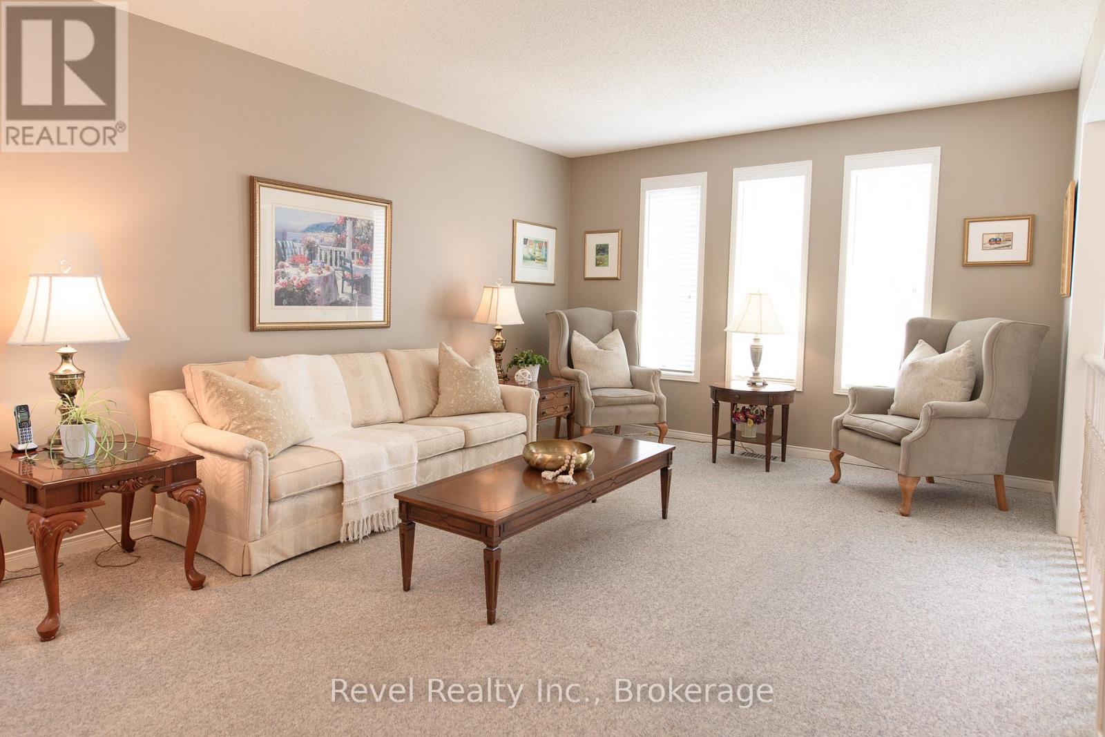 Photo 2 of 30 Cranberry Heights, Wasaga Beach ON