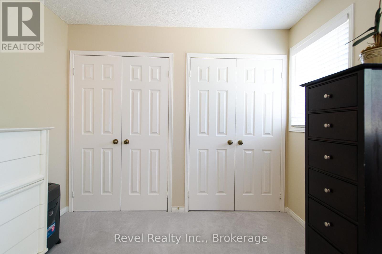 Photo 12 of 30 Cranberry Heights, Wasaga Beach ON