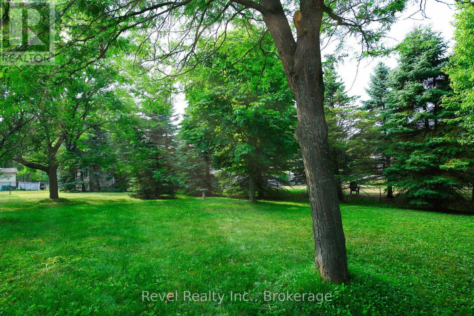 Photo 27 of 30 Cranberry Heights, Wasaga Beach ON