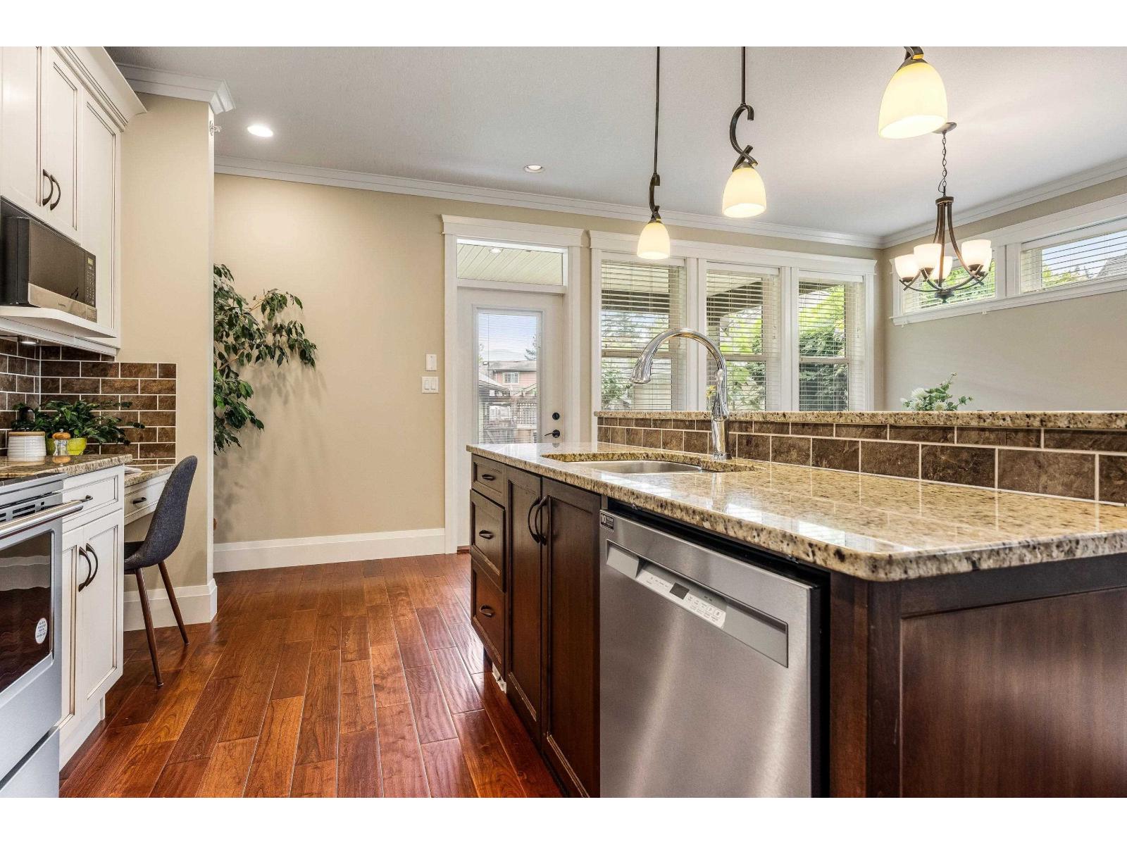 Photo 12 of 2 5882 Cowichan Street Garrison Crossing, Chilliwack BC