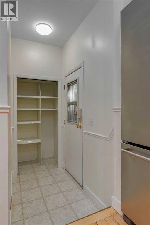 Single Family House 4 Level for Sale in  Brabourne Rise SW Braeside Calgary 