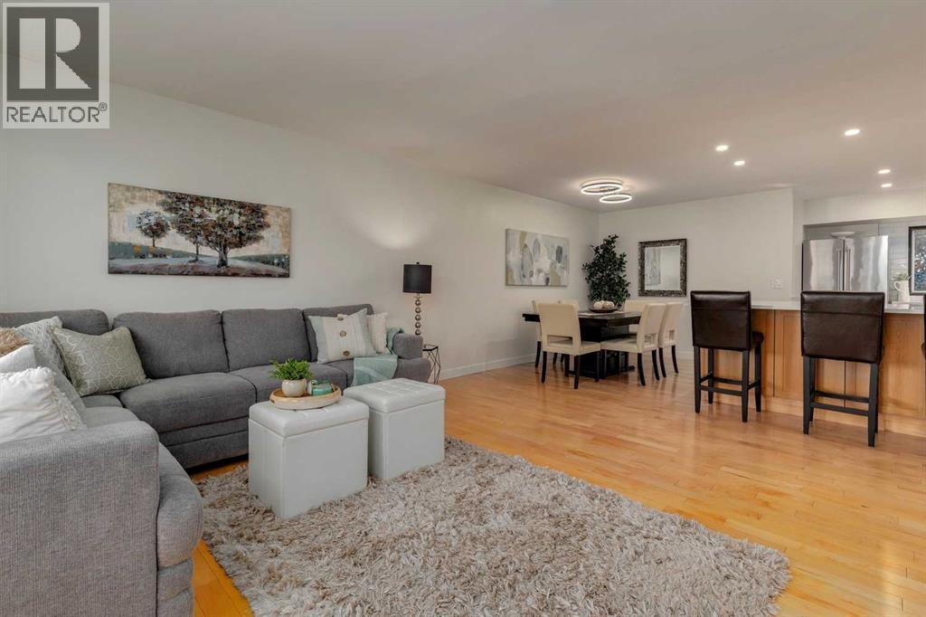 Single Family House 4 Level for Sale in  Brabourne Rise SW Braeside Calgary 