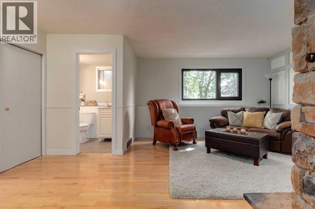 Single Family House 4 Level for Sale in  Brabourne Rise SW Braeside Calgary 