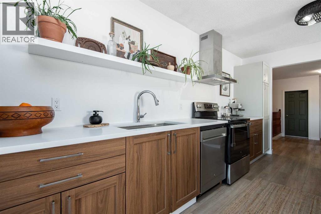 Photo 21 of 21 Gilbert Crescent, Red Deer AB