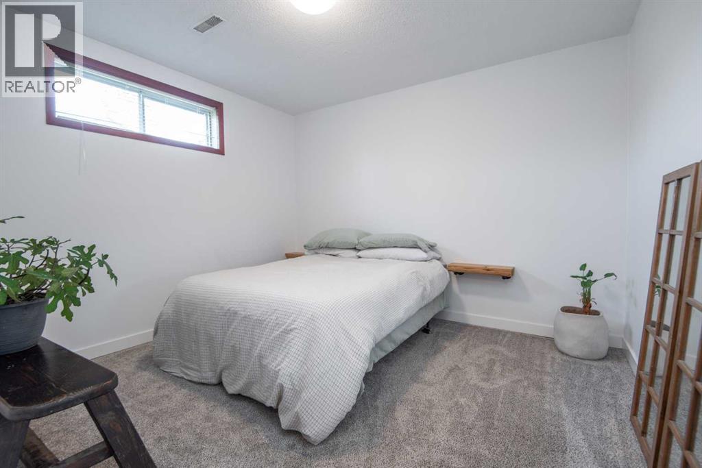 Photo 41 of 21 Gilbert Crescent, Red Deer AB