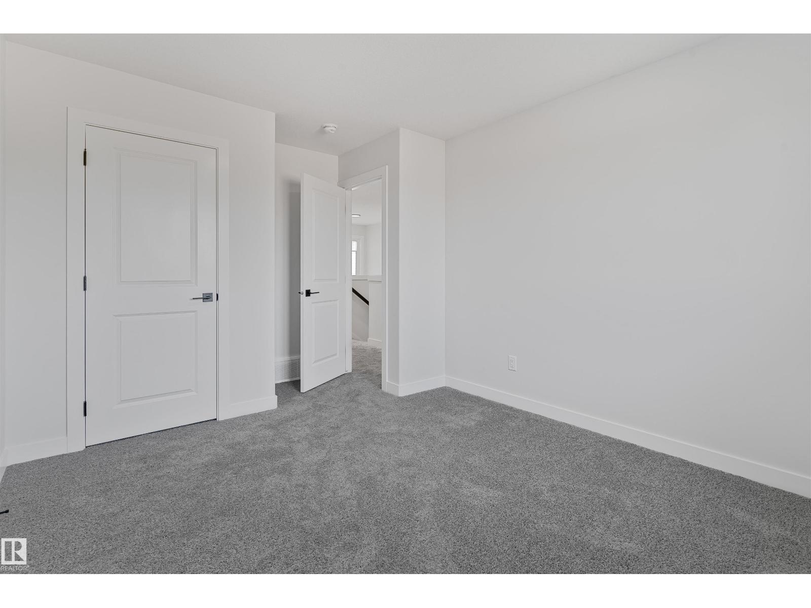 Photo 18 of 215 24 St Sw, Edmonton AB