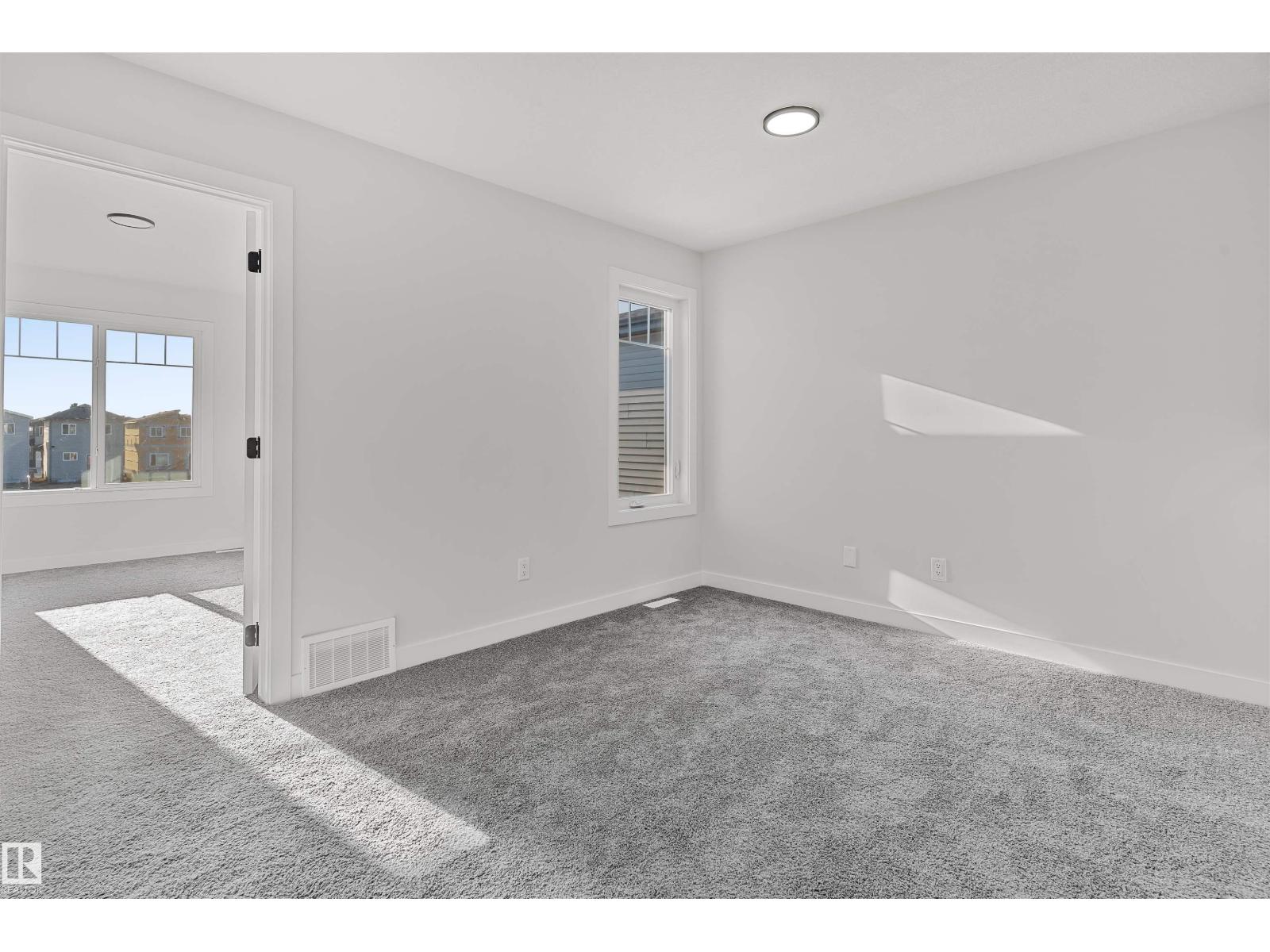 Photo 15 of 215 24 St Sw, Edmonton AB