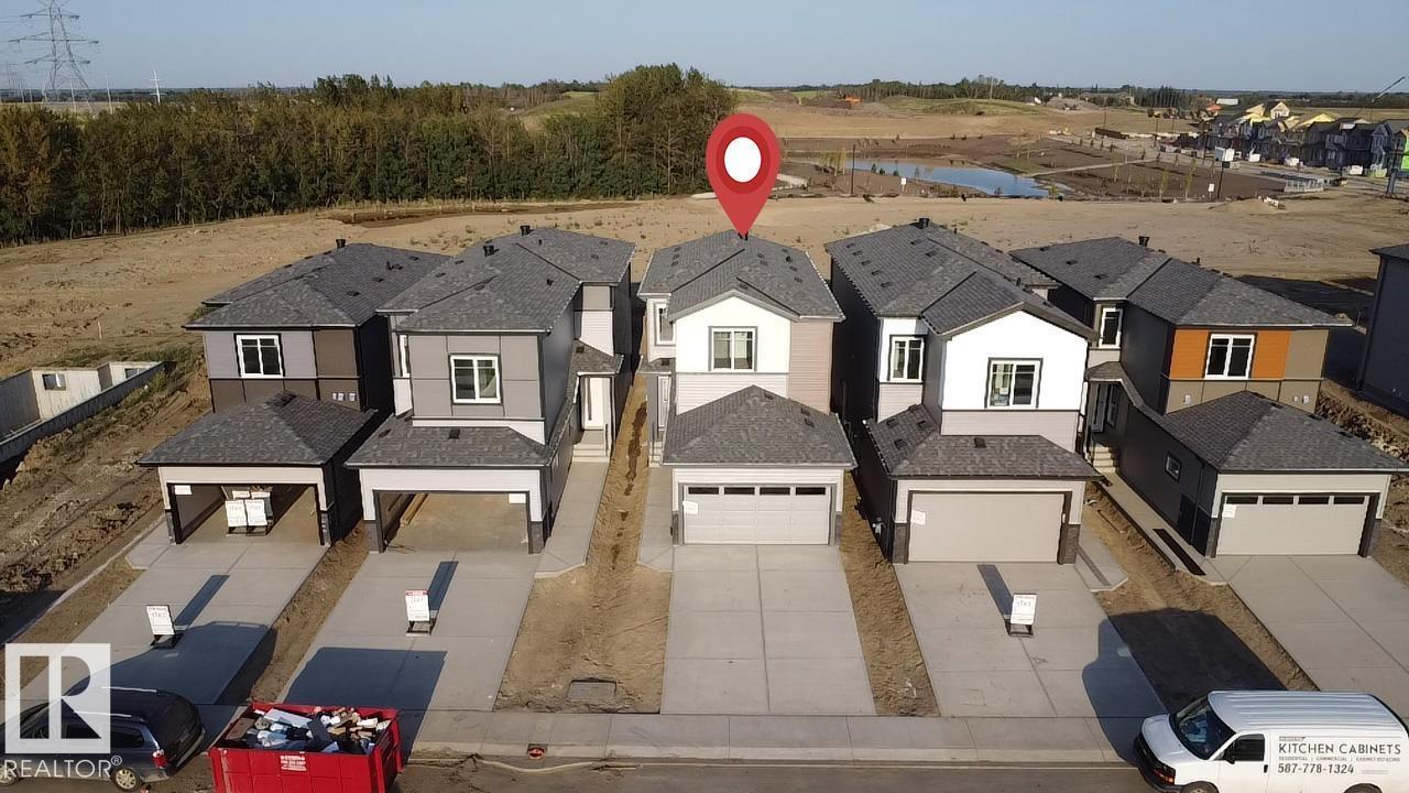 Photo 11 of 215 24 St Sw, Edmonton AB