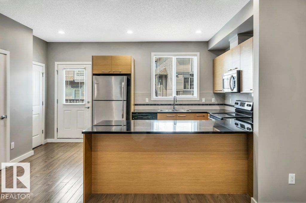 Photo 14 of 42 655 Watt Bv Sw, Edmonton AB