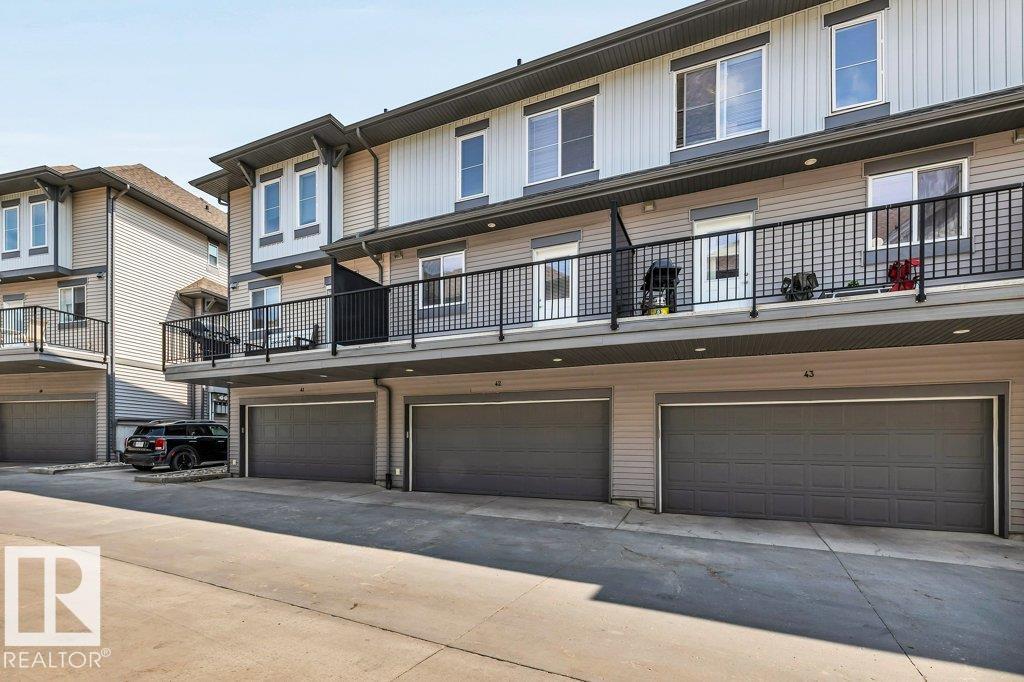 Photo 2 of 42 655 Watt Bv Sw, Edmonton AB
