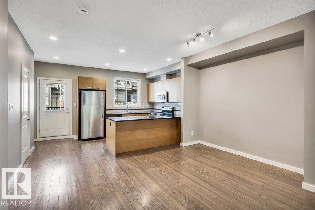 Photo 16 of 42 655 Watt Bv Sw, Edmonton AB