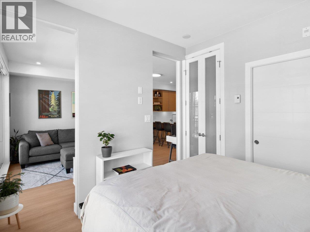 Photo 12 of 208 2528 Collingwood Street, Vancouver BC