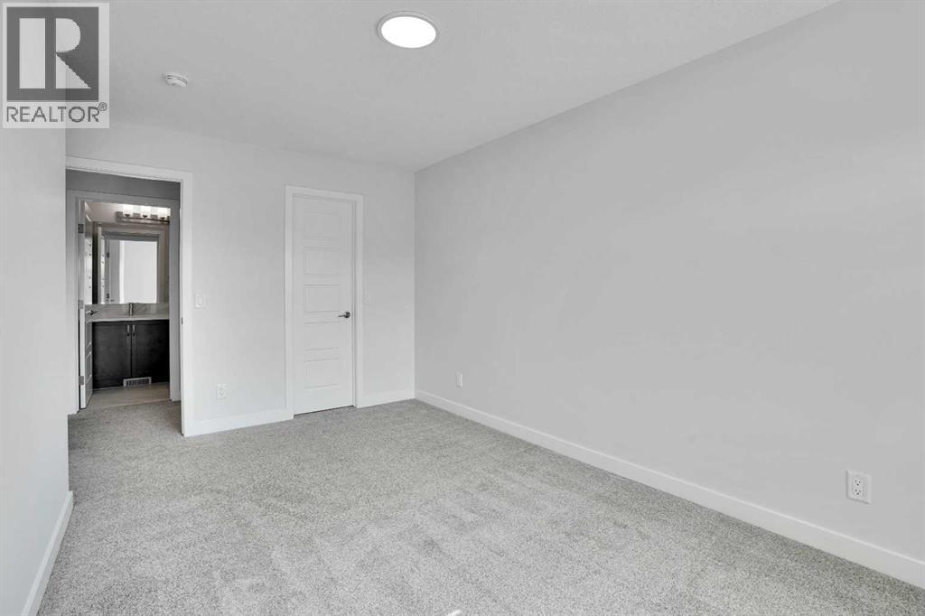 Photo 34 of 601 Corner Meadows Way Ne, Calgary AB