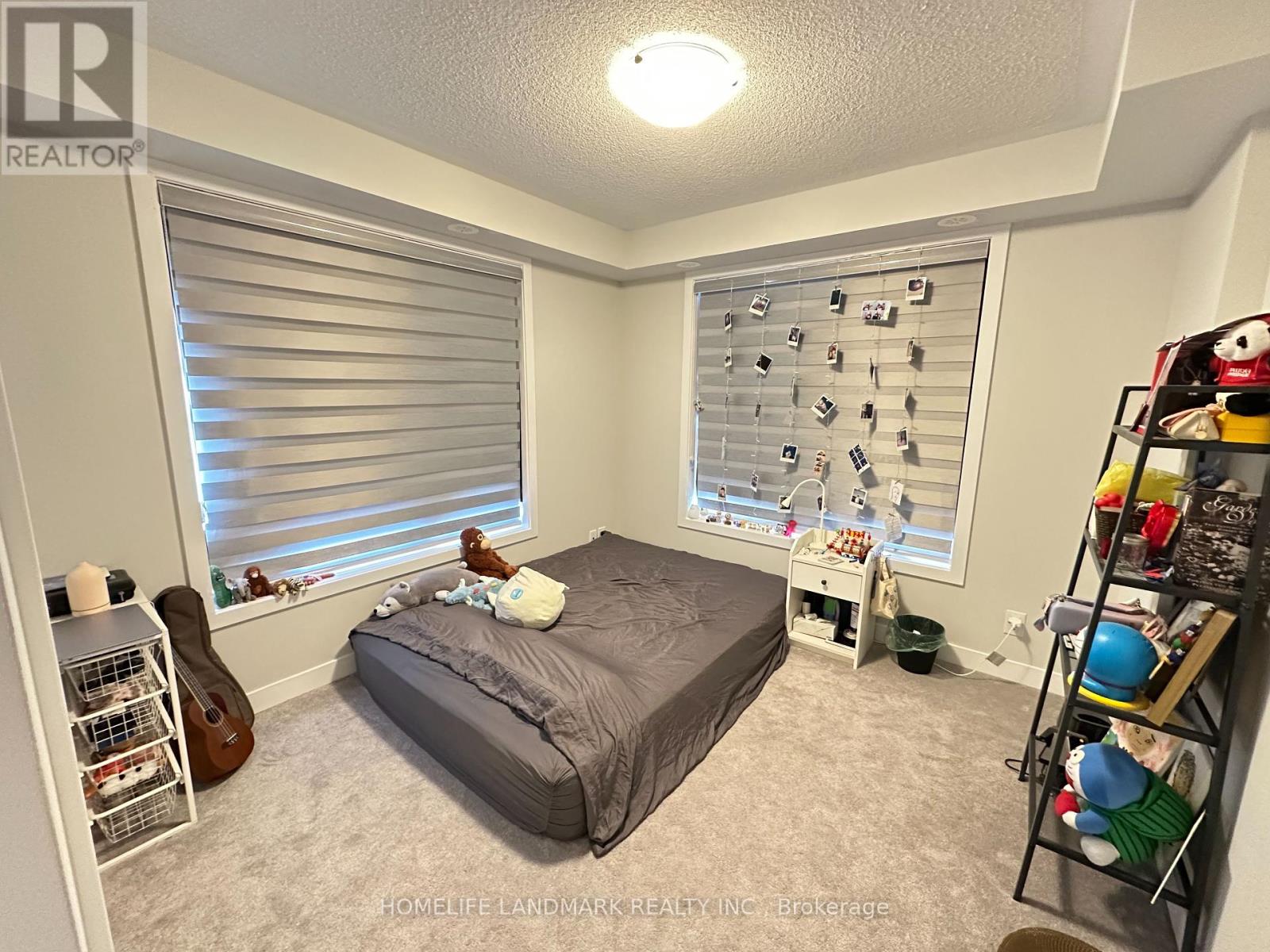 Photo 8 of 21 Gothenburg Lane, Markham ON